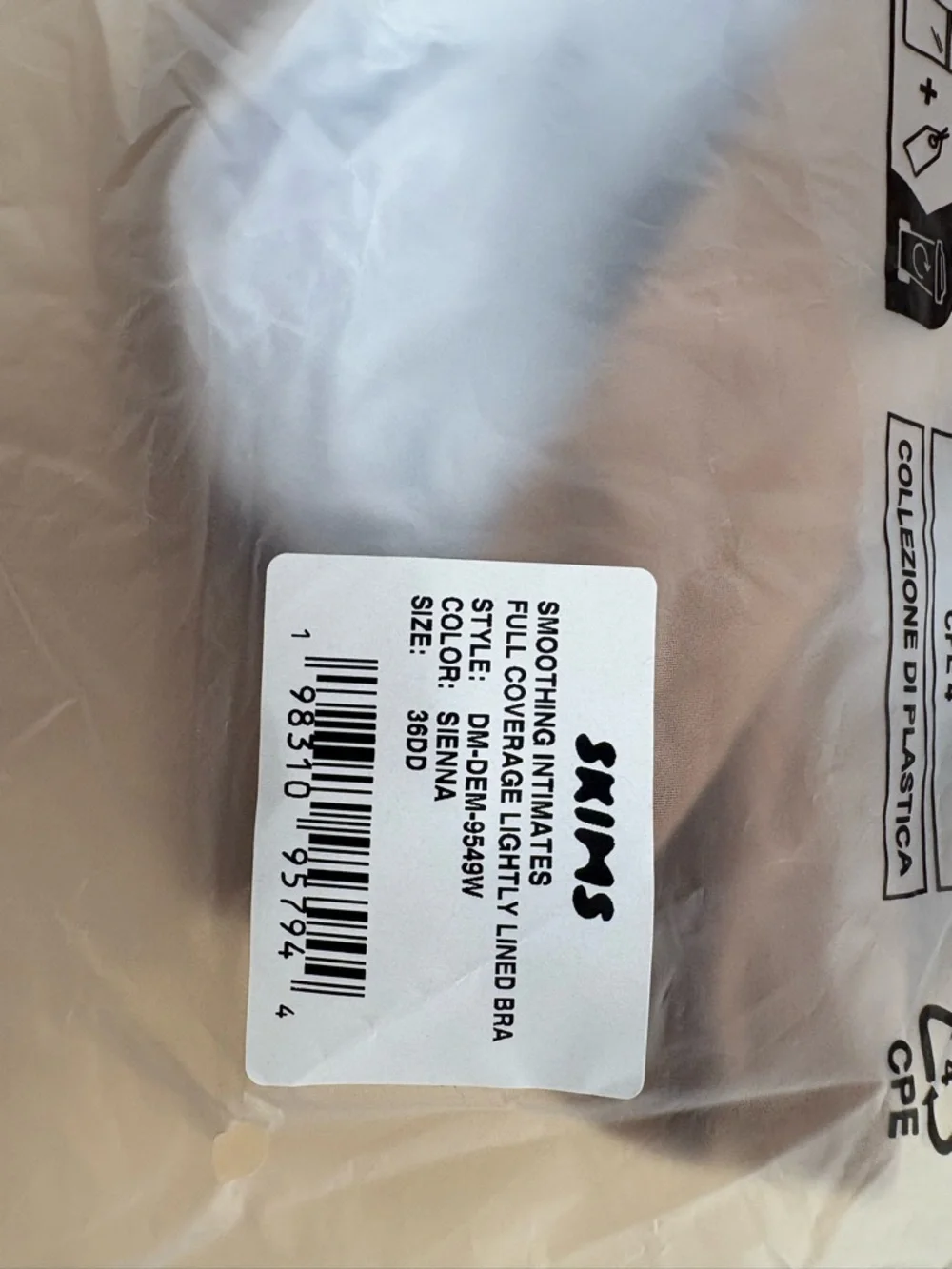 Skims Unlined Full Coverage Bra - Picture 4 of 7